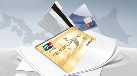 招商ELLE联名信用卡逾期还款利息是多少？