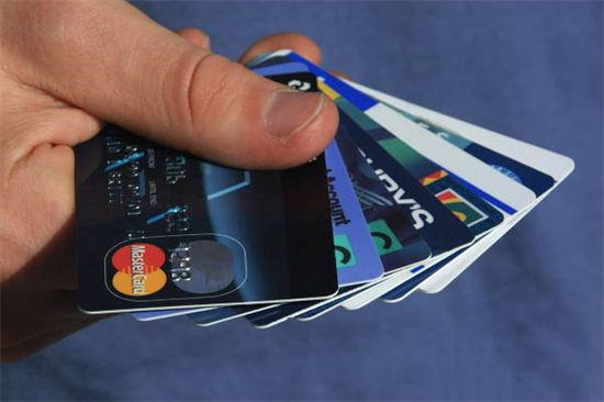 华夏信用卡额度查询的三种方法