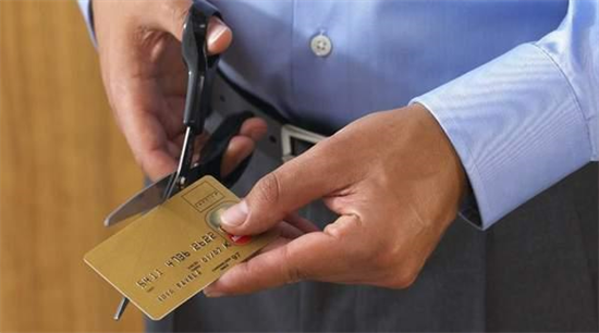 信用卡透支案件的特点及对策