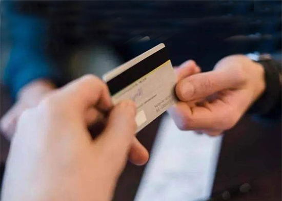 信用卡的最低还款额度是什么意思？