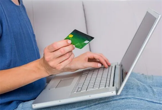 信用卡还款方式怎么选择？