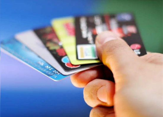 
信用卡怎么用更利于提额？