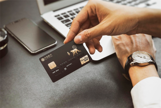 
信用卡最低还款额利息计算？